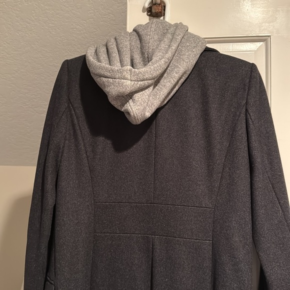 Alice & Olivia long coat, dark grey with zip-in grey hoodie. Excellent condition - Picture 6 of 8